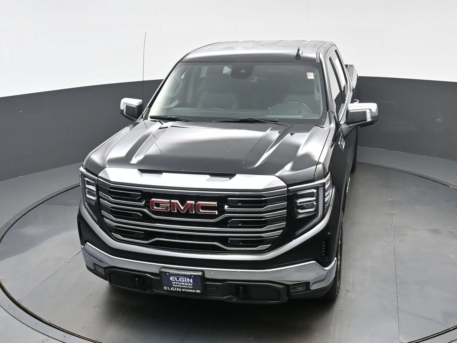 2025 GMC Sierra 1500 SLT - Photo 39