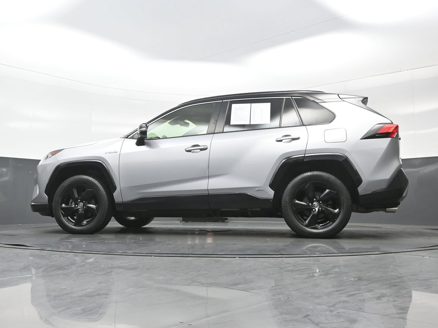 2020 Toyota RAV4 XSE - Photo 27