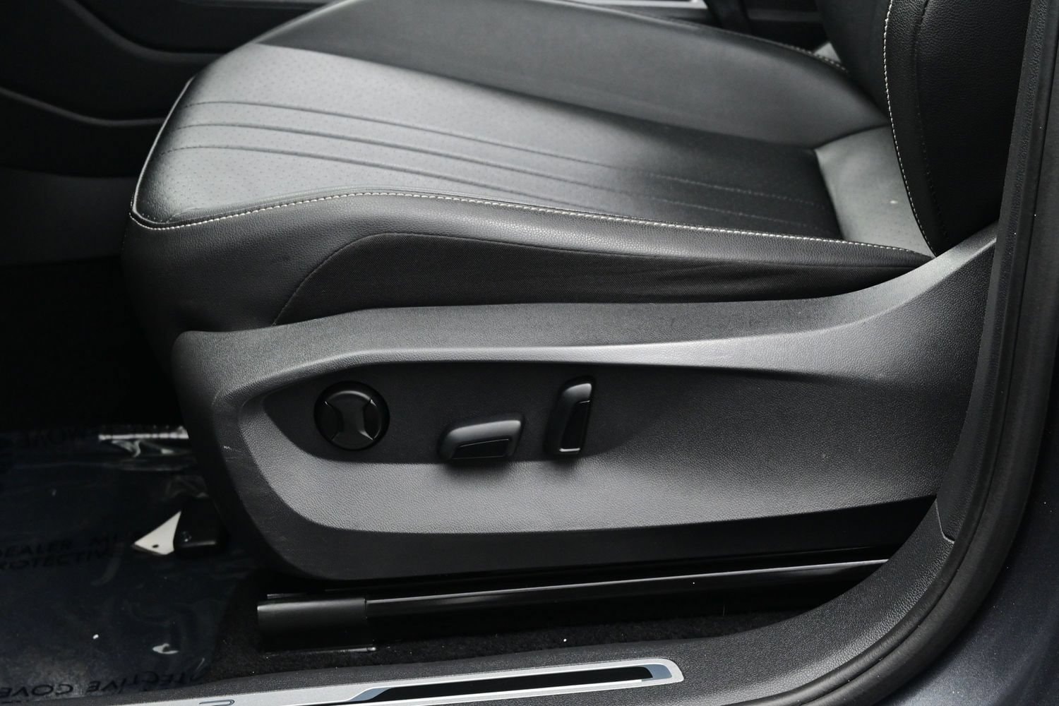 2023 Volkswagen Tiguan SE R-LINE BLACK - Photo 12