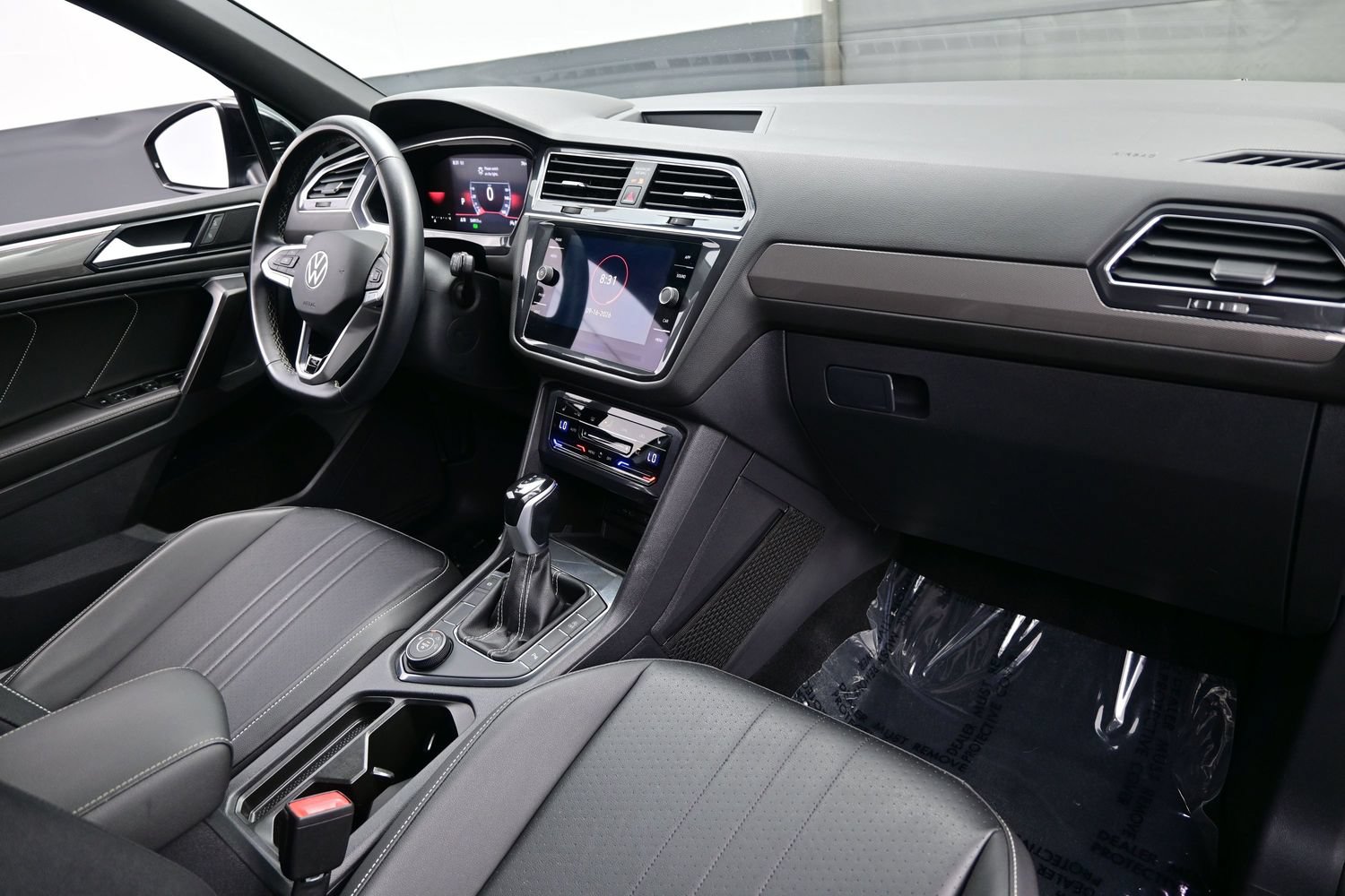 2023 Volkswagen Tiguan SE R-LINE BLACK - Photo 16