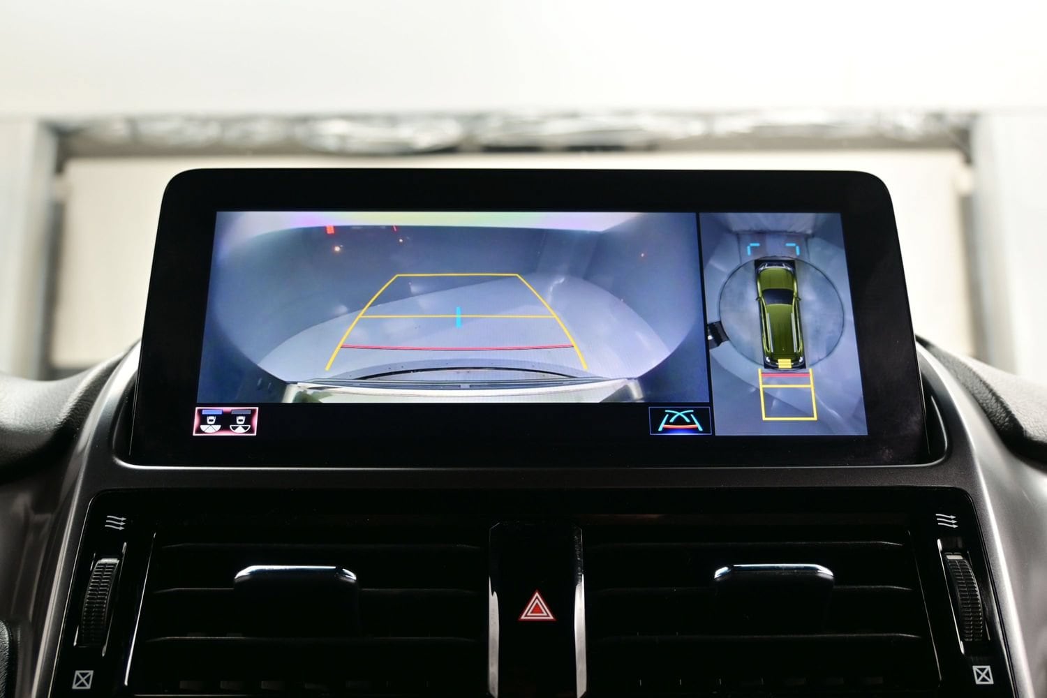 2023 Lexus GX Base - Photo 22