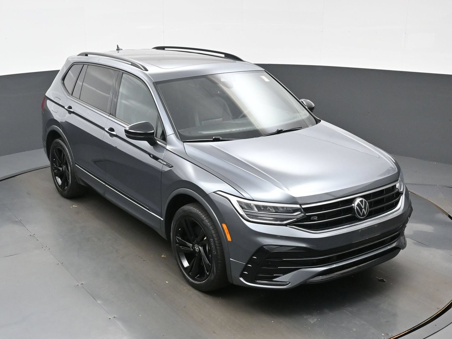 2023 Volkswagen Tiguan SE R-LINE BLACK - Photo 42