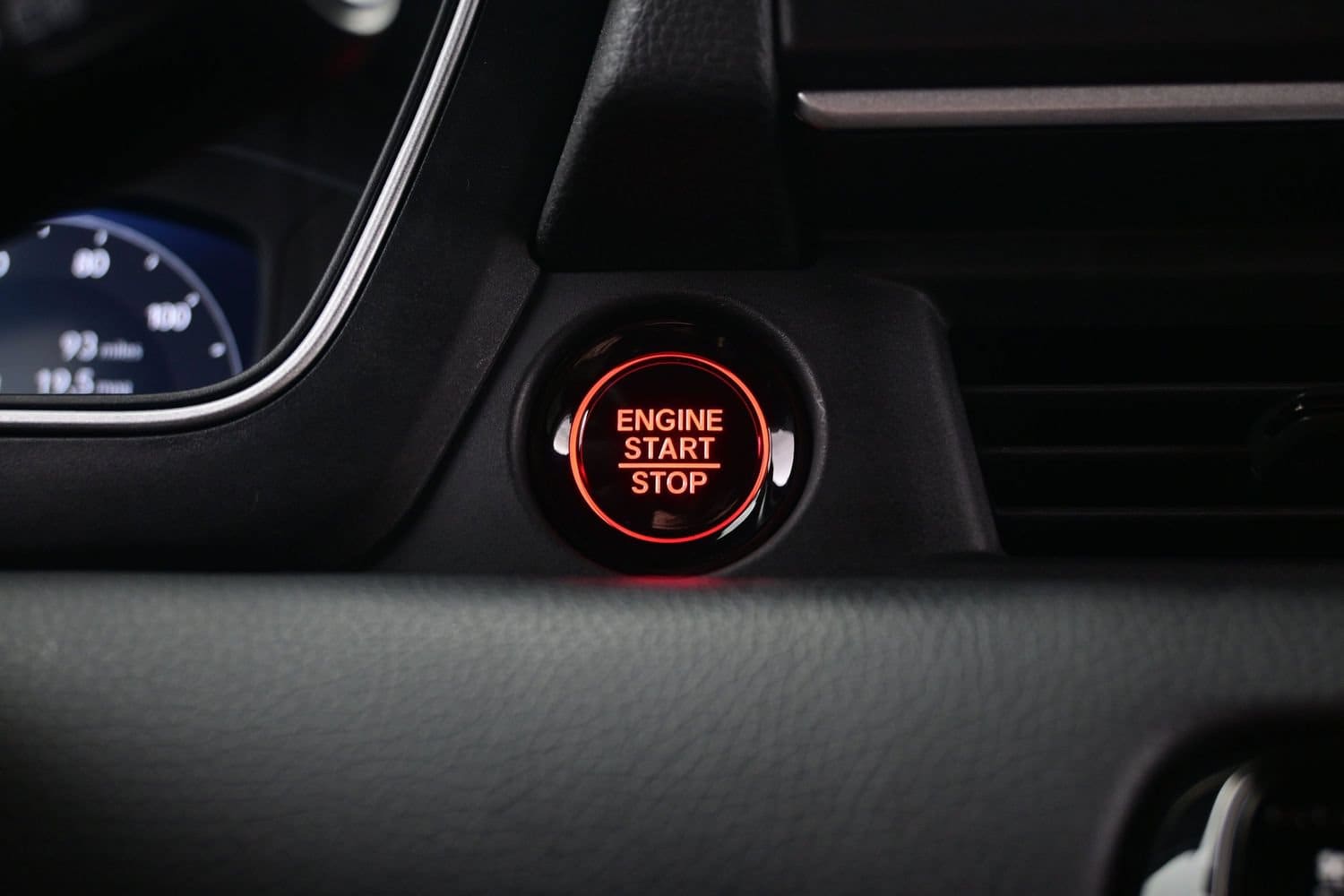 2025 Honda Pilot Black Edition - Photo 26