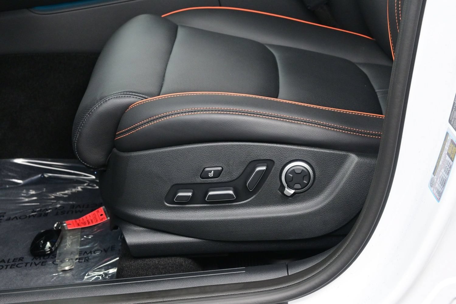 2026 GENESIS GV70 Sport Prestige - Photo 11
