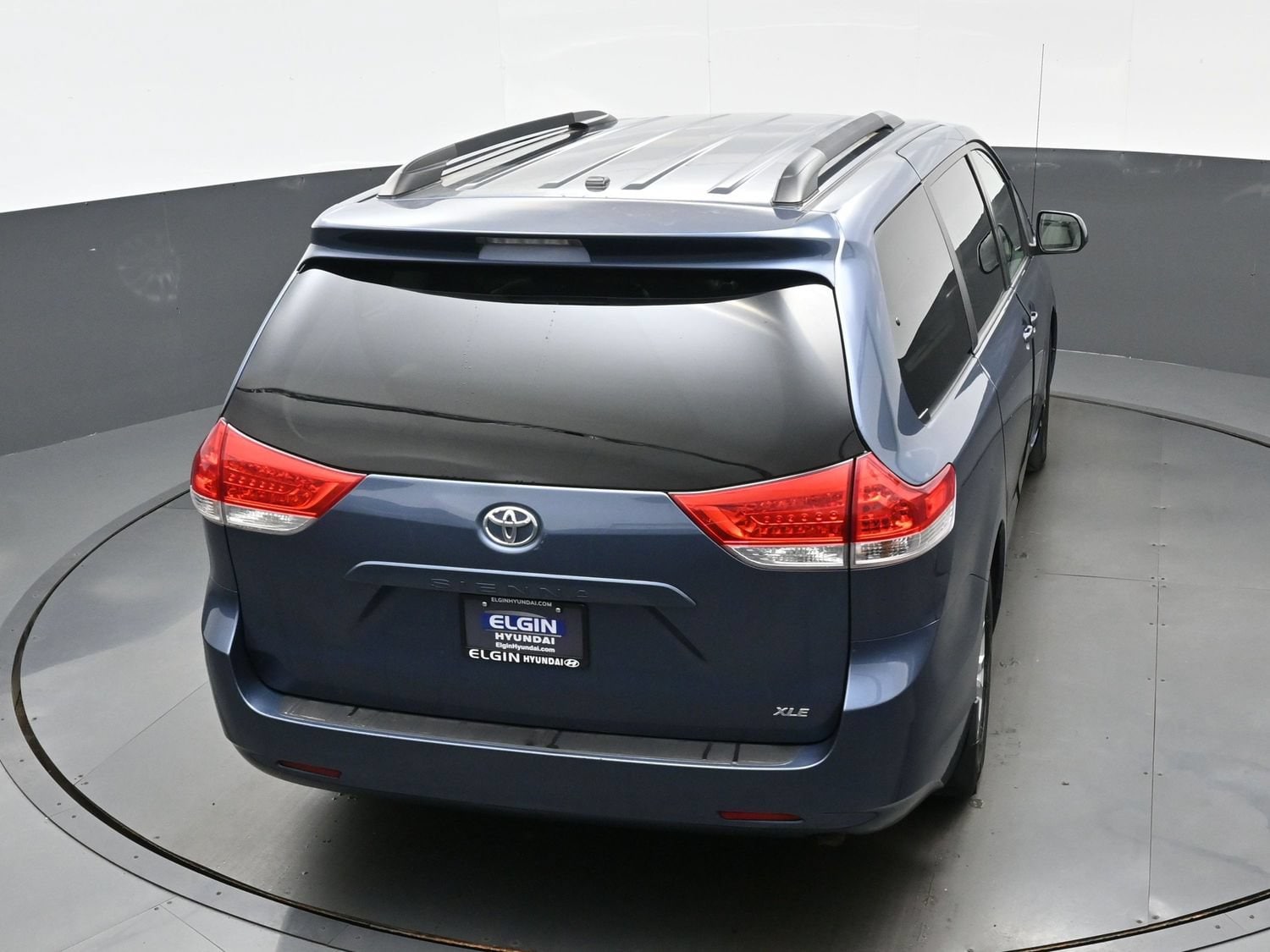 2014 Toyota Sienna XLE - Photo 34
