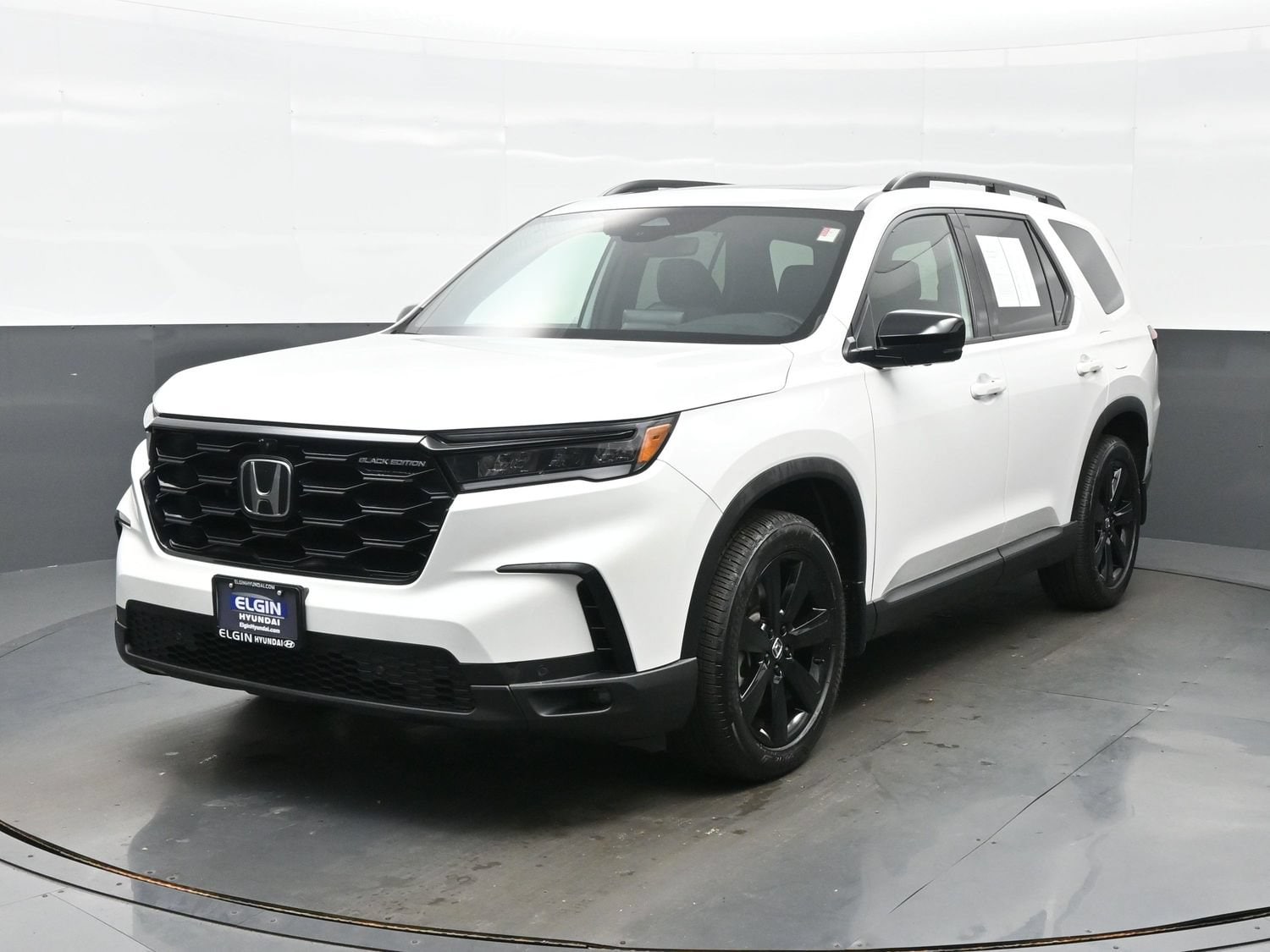 2025 Honda Pilot Black Edition - Photo 1