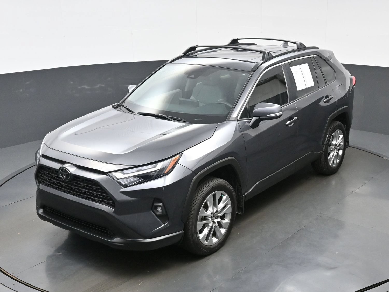 2025 Toyota RAV4 XLE Premium - Photo 35