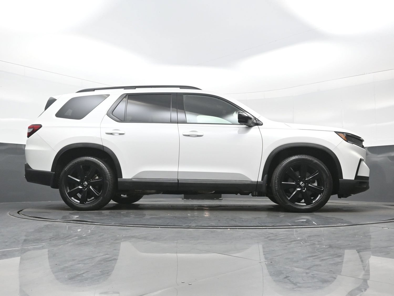 2025 Honda Pilot Black Edition - Photo 35