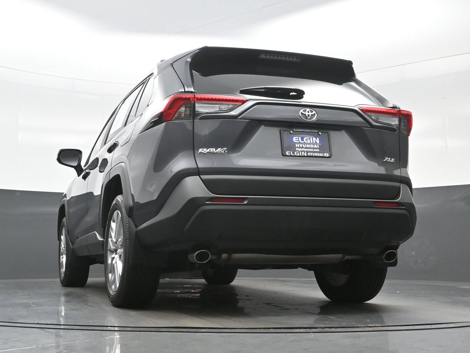 2025 Toyota RAV4 XLE Premium - Photo 31