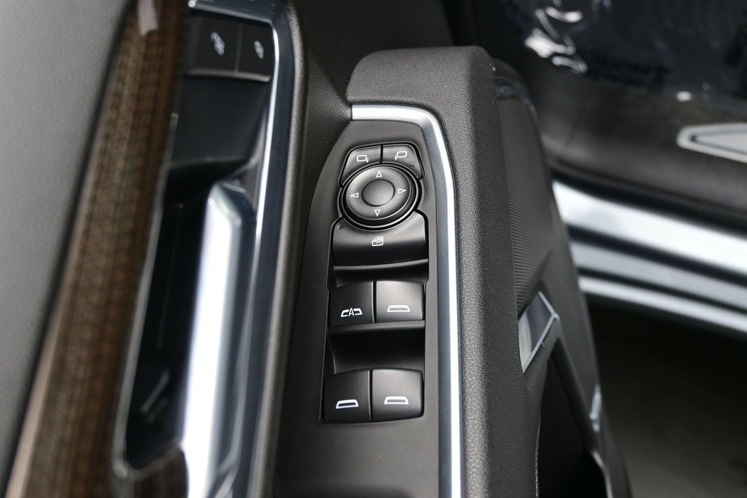 2026 Chevrolet Silverado 1500 LT - Photo 10