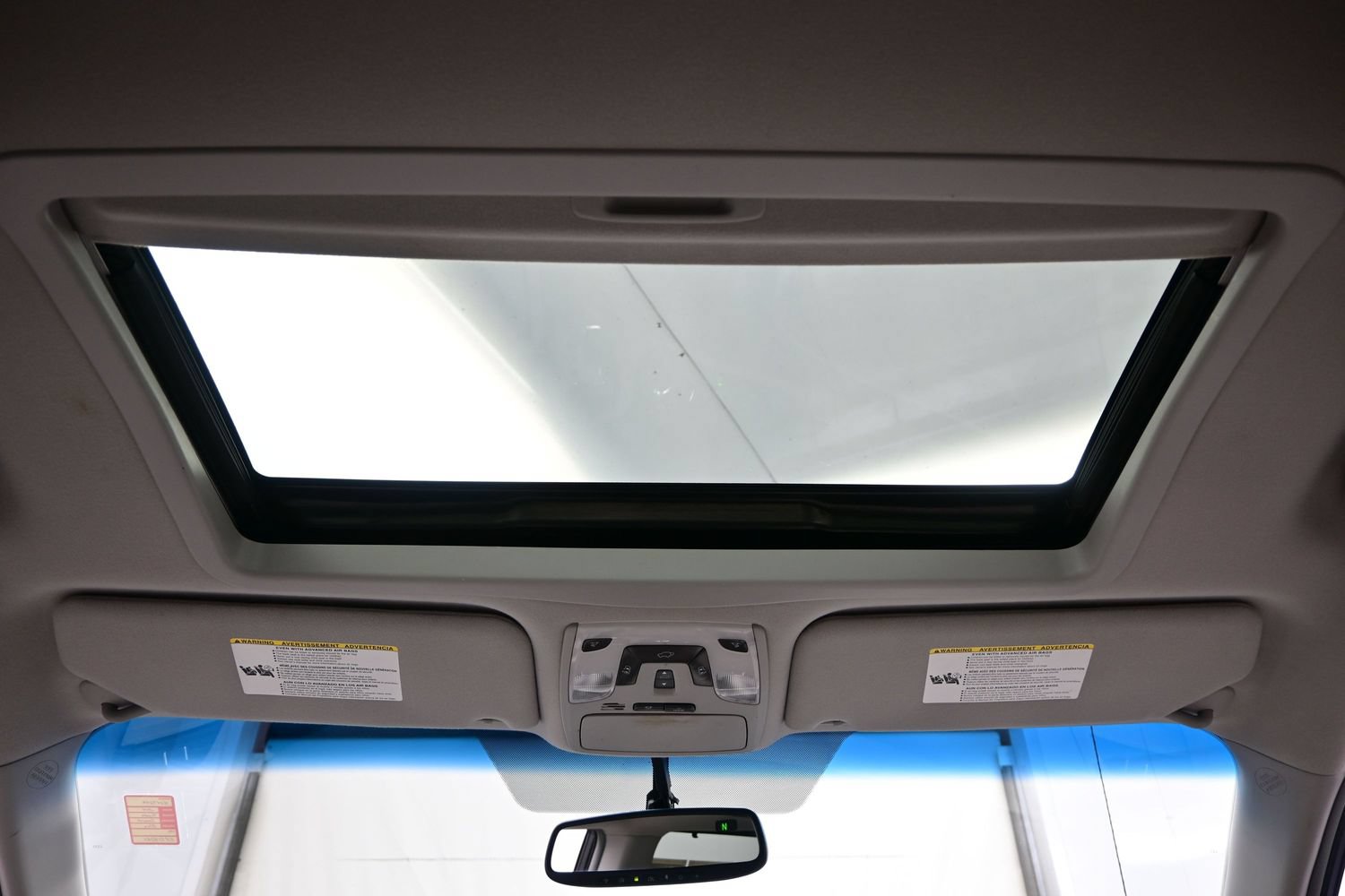 2014 Toyota Sienna XLE - Photo 16