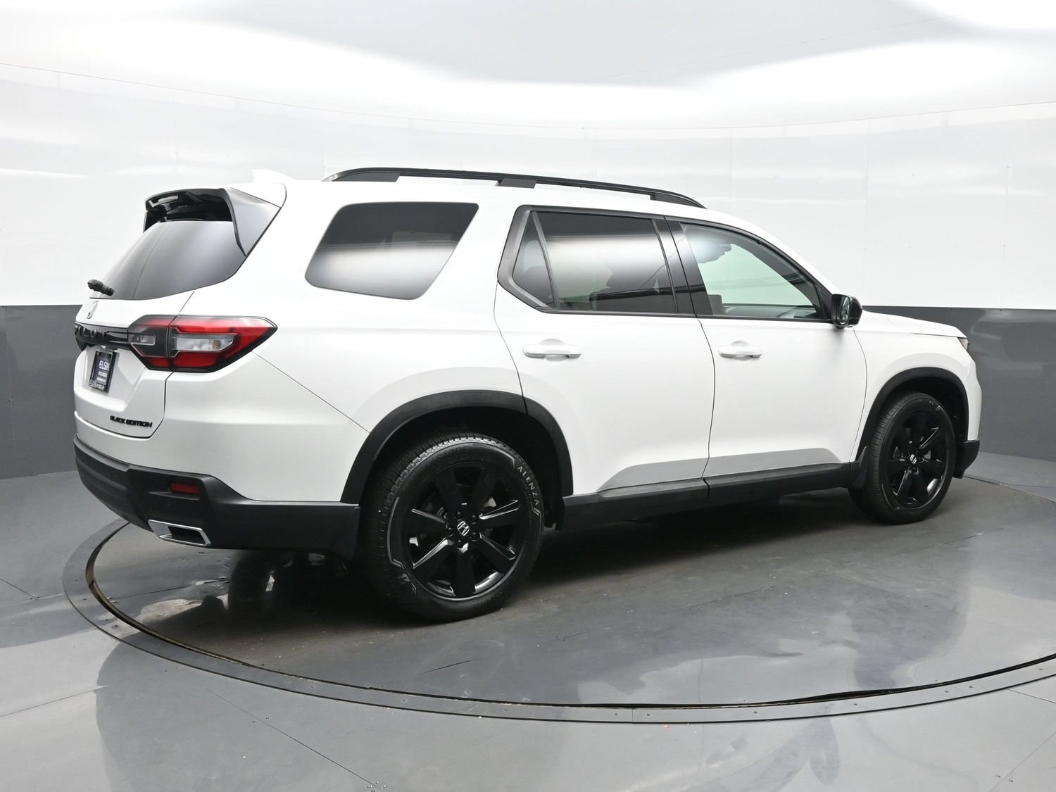 2025 Honda Pilot Black Edition - Photo 6