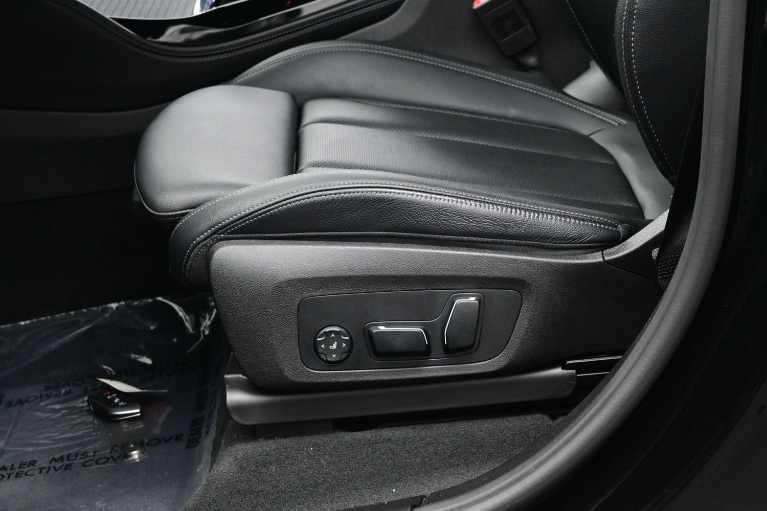2025 BMW X4 30i - Photo 11