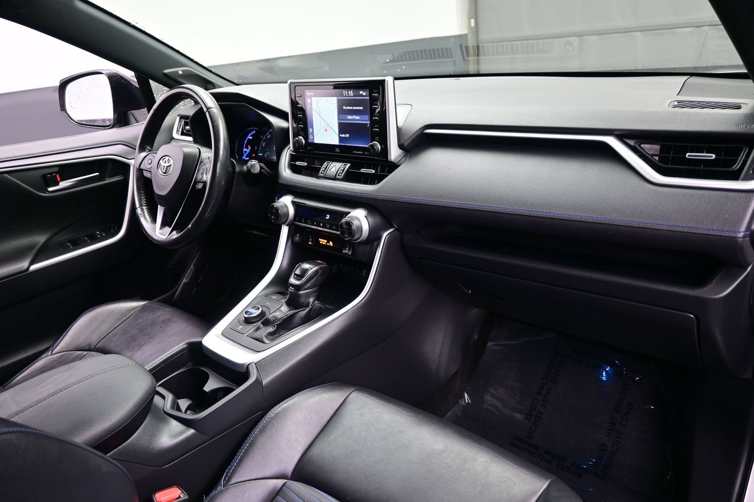 2020 Toyota RAV4 XSE - Photo 15