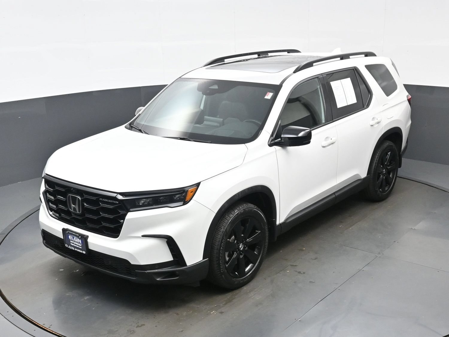 2025 Honda Pilot Black Edition - Photo 37