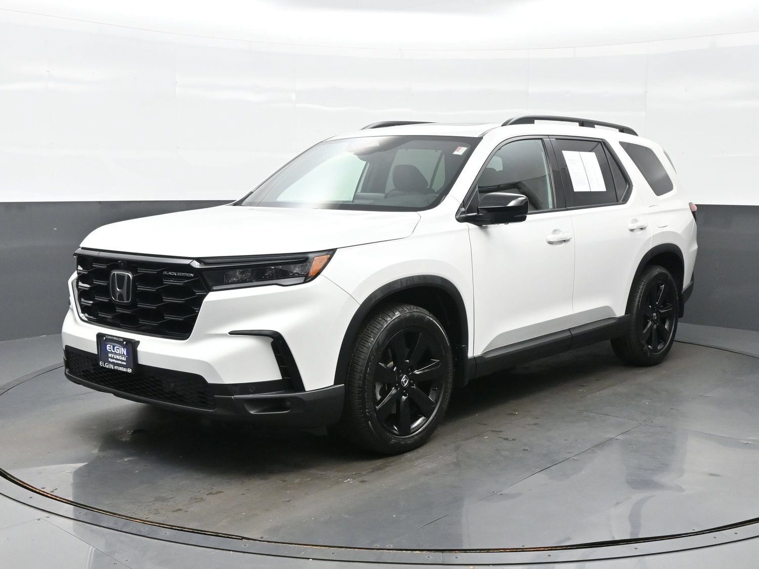 2025 Honda Pilot Black Edition - Photo 2