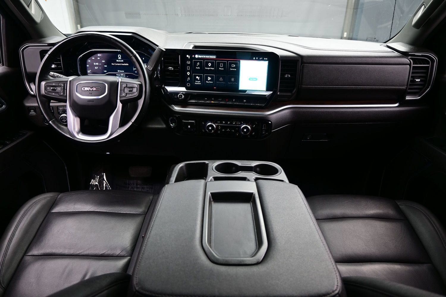 2025 GMC Sierra 1500 SLT - Photo 17