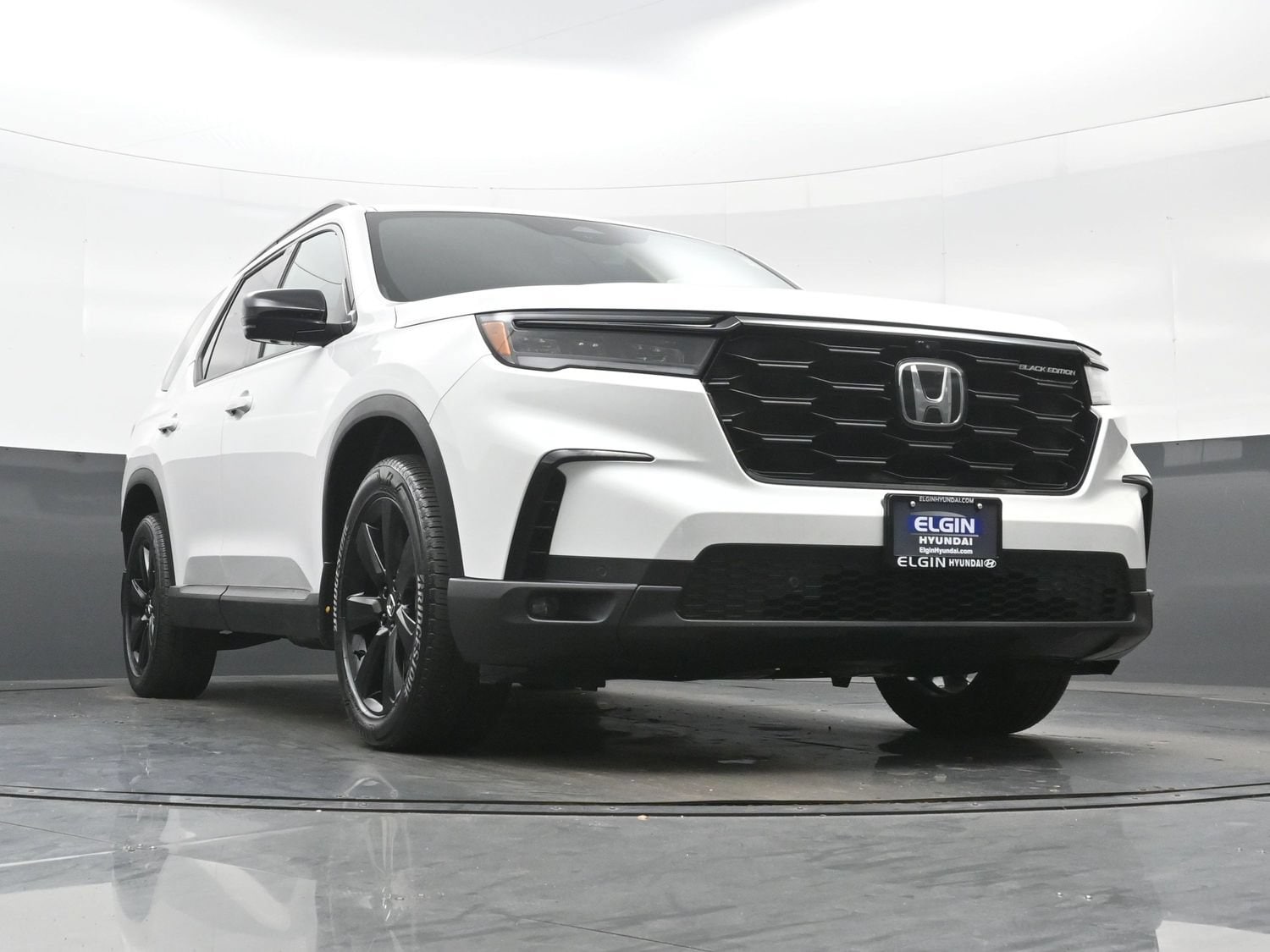 2025 Honda Pilot Black Edition - Photo 36