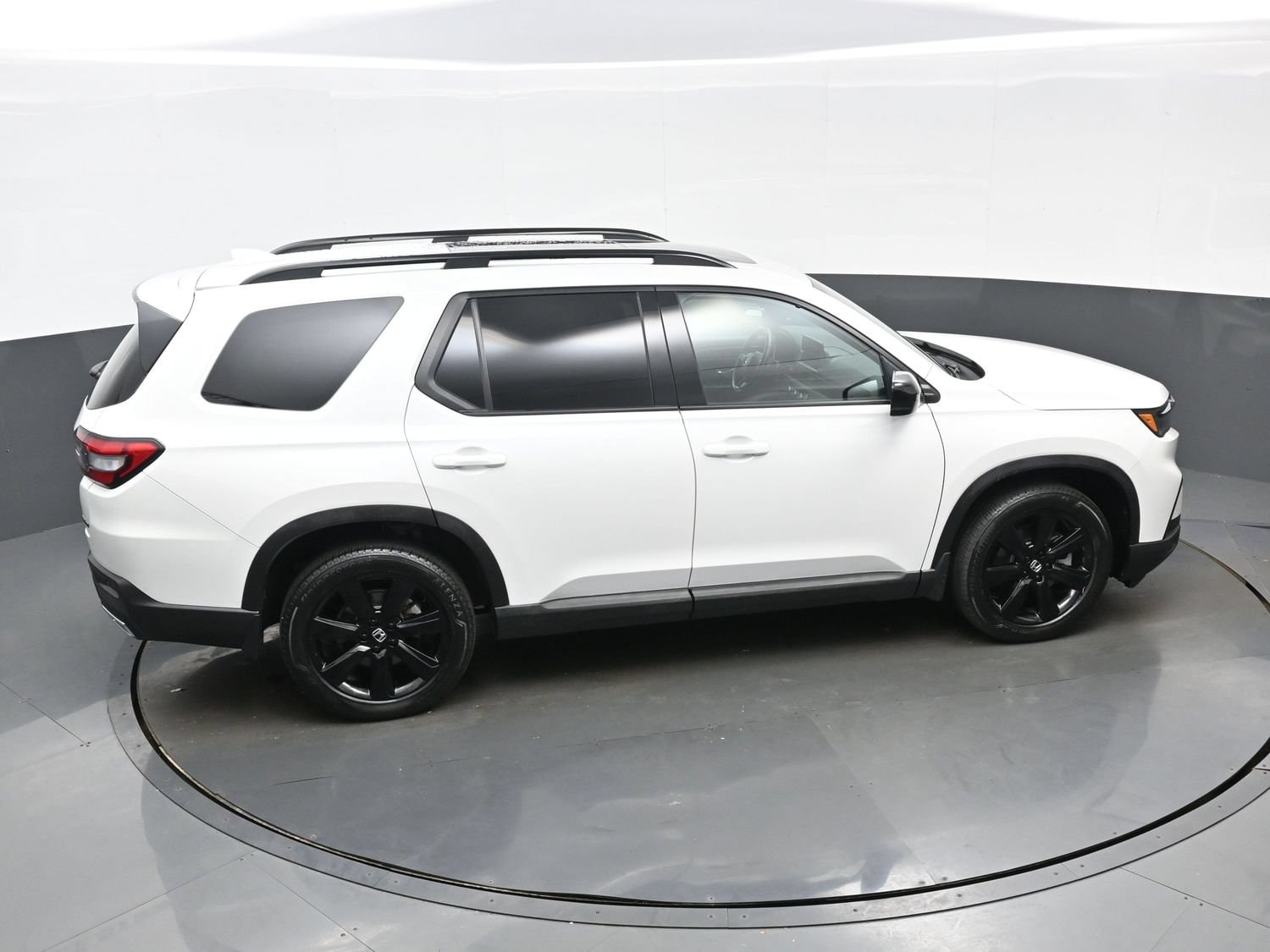 2025 Honda Pilot Black Edition - Photo 42