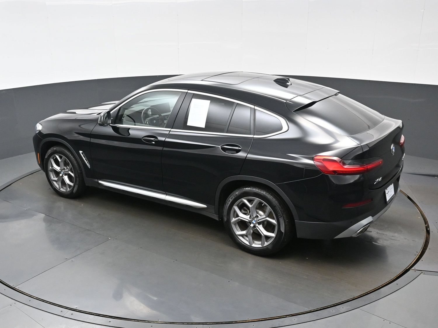 2025 BMW X4 30i - Photo 37