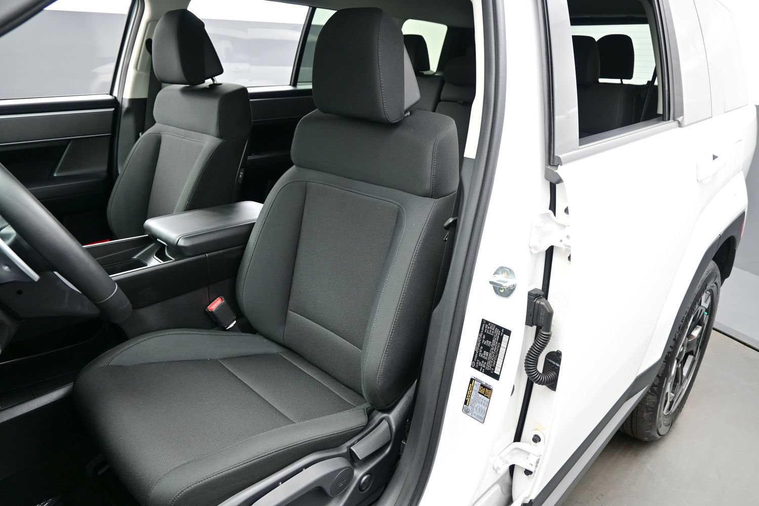 2026 Hyundai Santa Fe SE - Photo 11