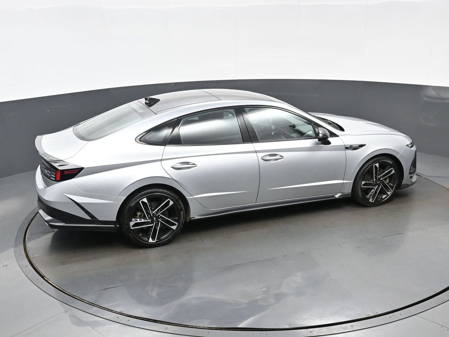 2025 Hyundai Sonata N Line - Photo 41