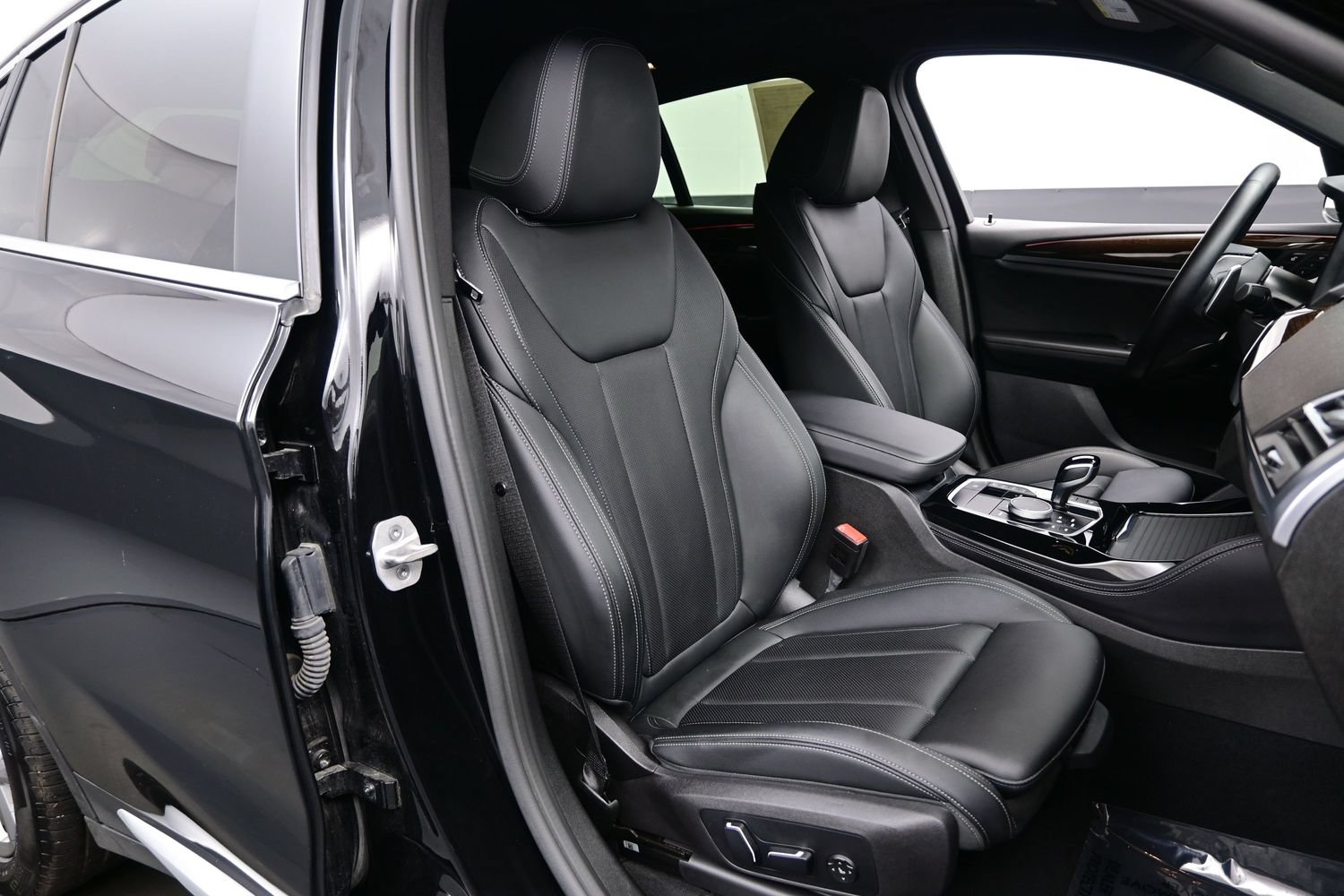 2025 BMW X4 30i - Photo 14