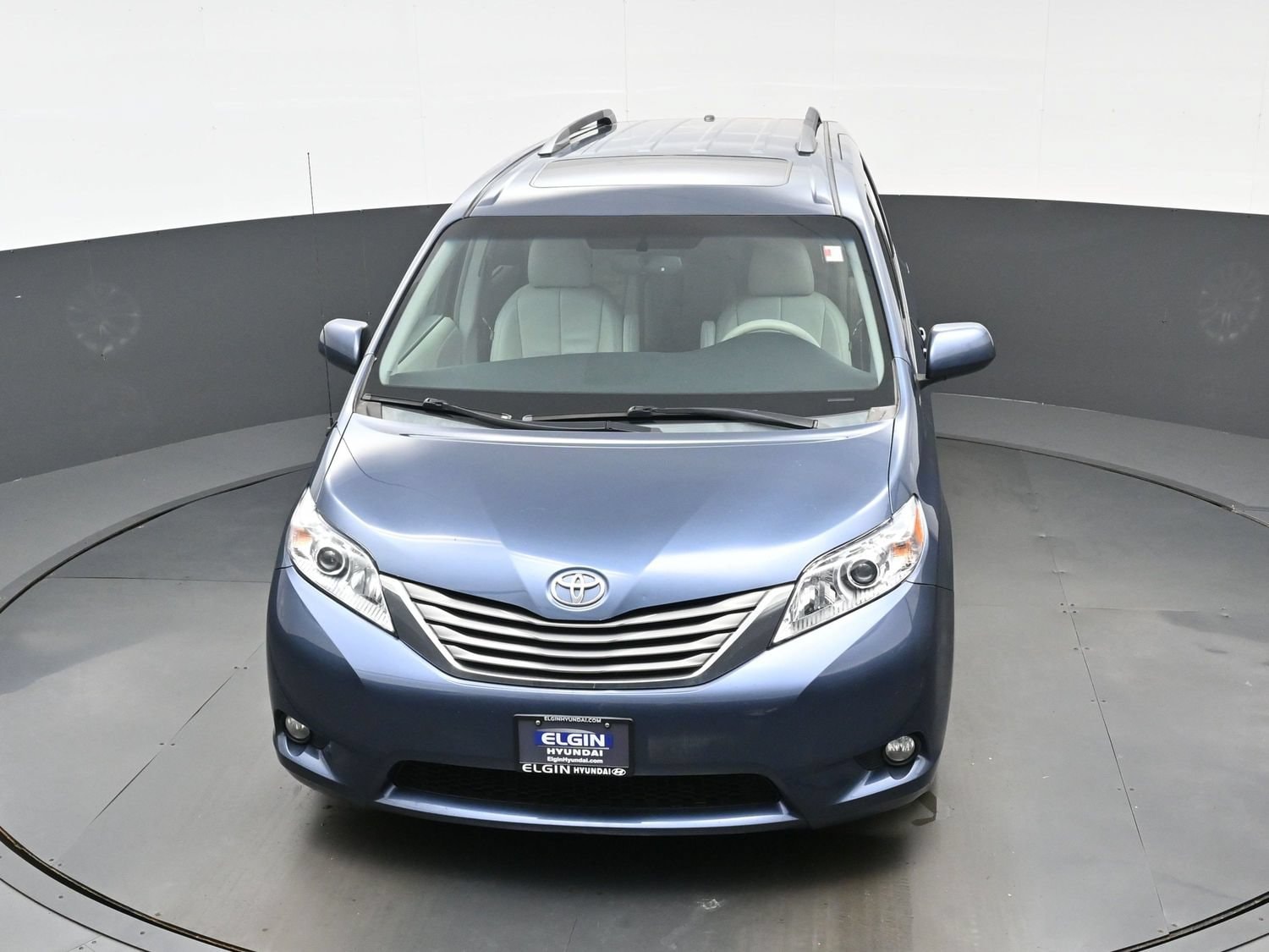 2014 Toyota Sienna XLE - Photo 37