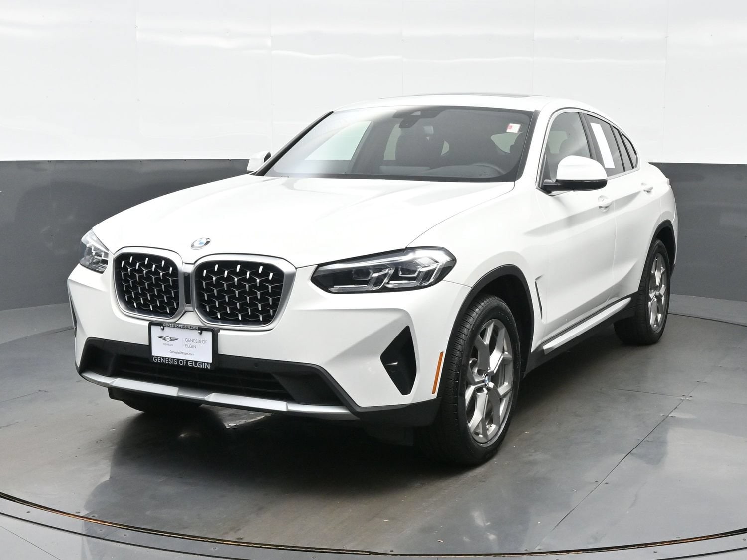 2025 BMW X4
