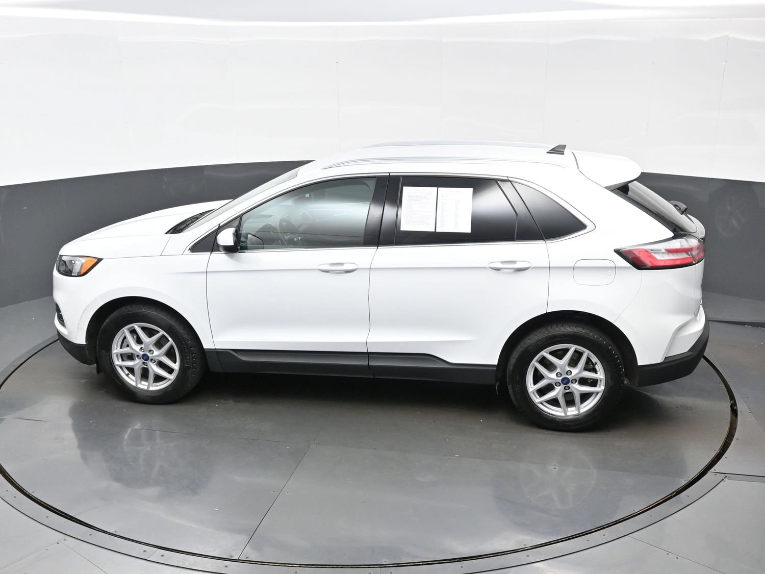 2024 Ford Edge SEL - Photo 33