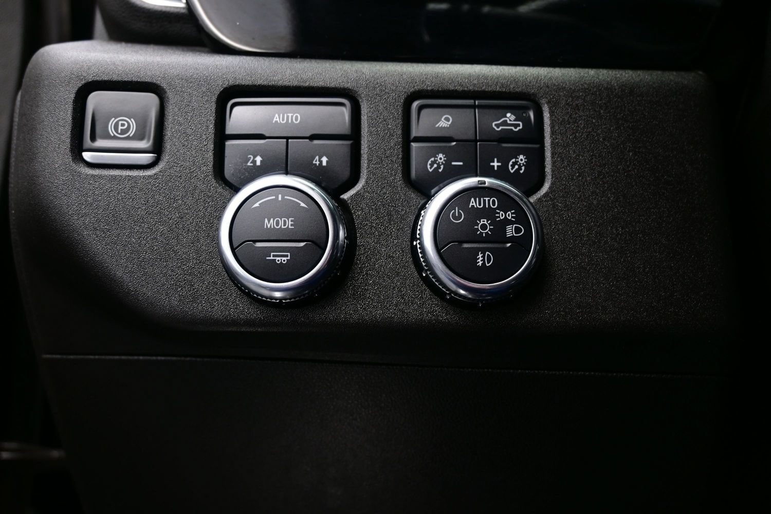 2025 GMC Sierra 1500 SLT - Photo 22