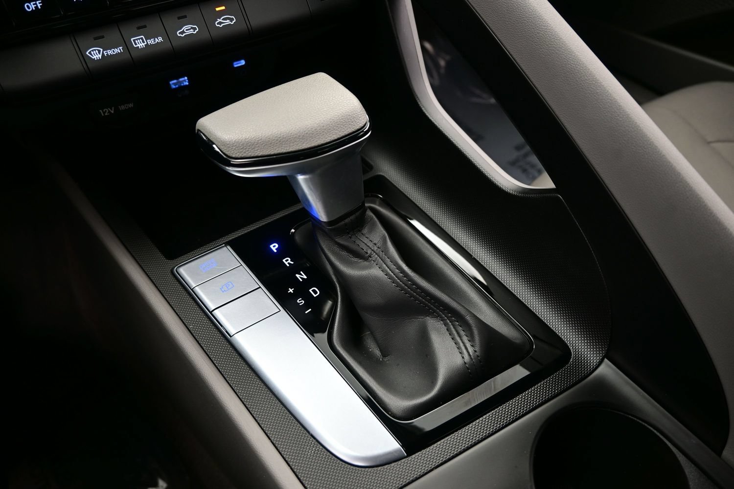 2024 Hyundai Elantra SEL - Photo 20