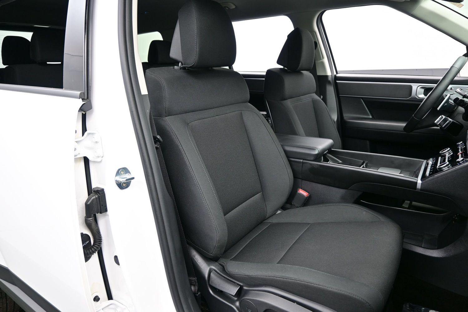 2026 Hyundai Santa Fe SE - Photo 13