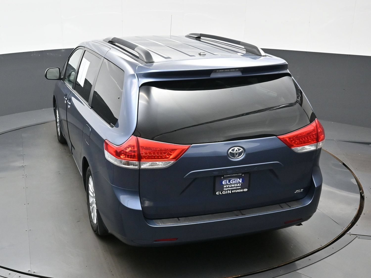 2014 Toyota Sienna XLE - Photo 33