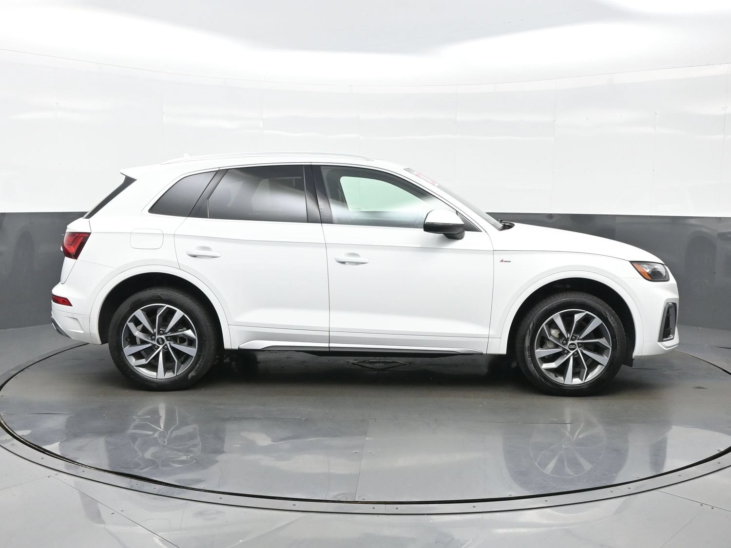 2023 Audi Q5 Premium Plus - Photo 7
