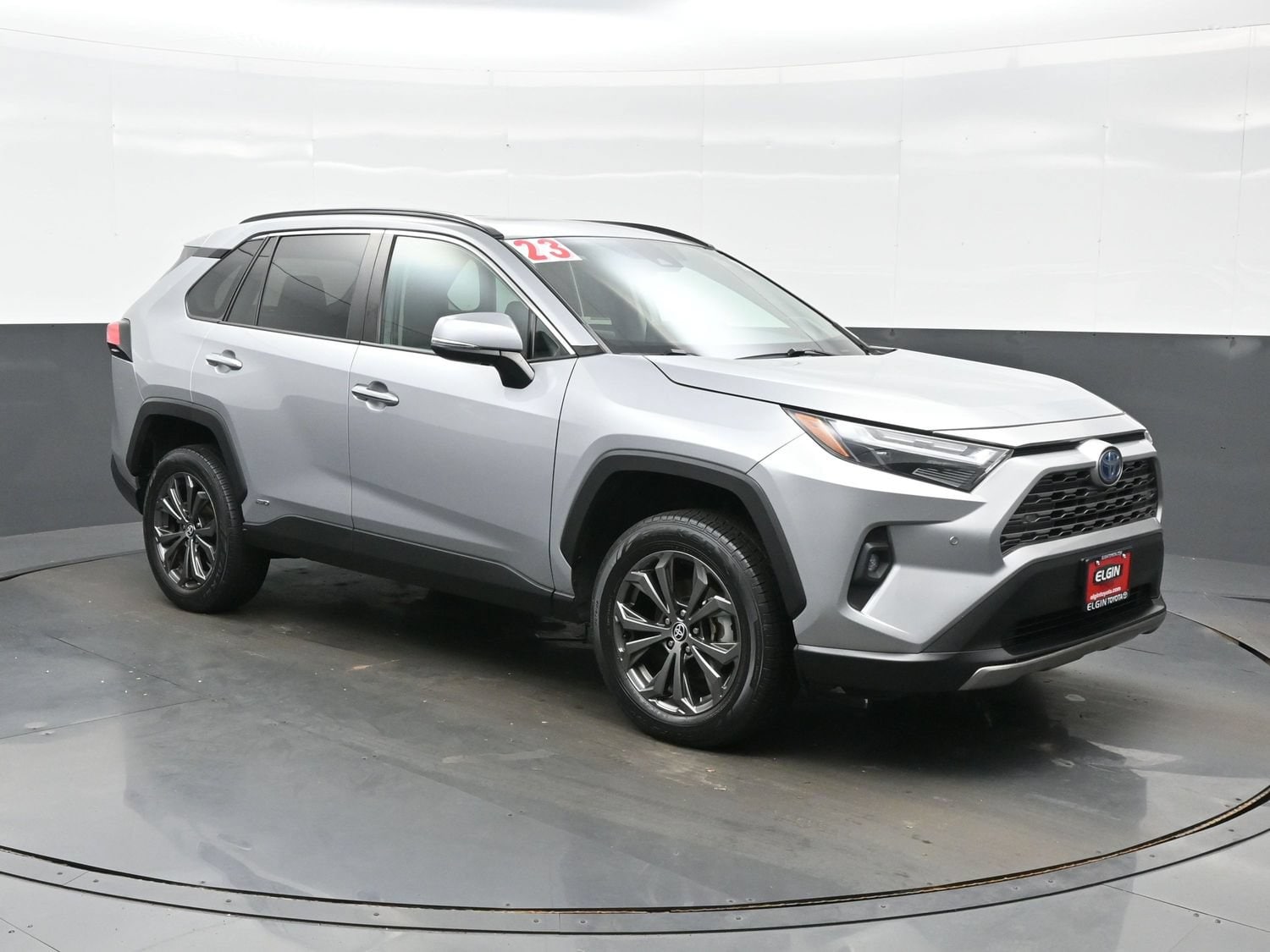 2023 Toyota RAV4 Limited - Photo 8