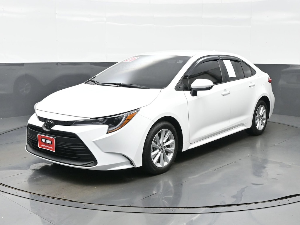 Used 2026 Toyota Corolla LE Sedan