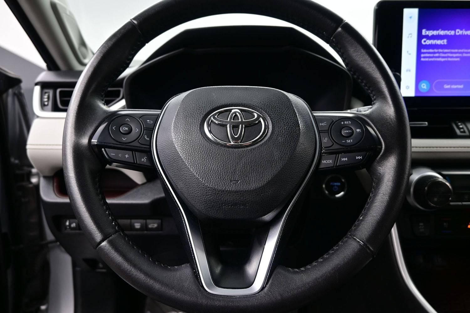 2023 Toyota RAV4 Limited - Photo 24