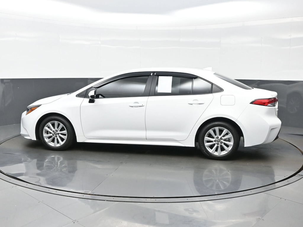 Used 2026 Toyota Corolla LE Sedan