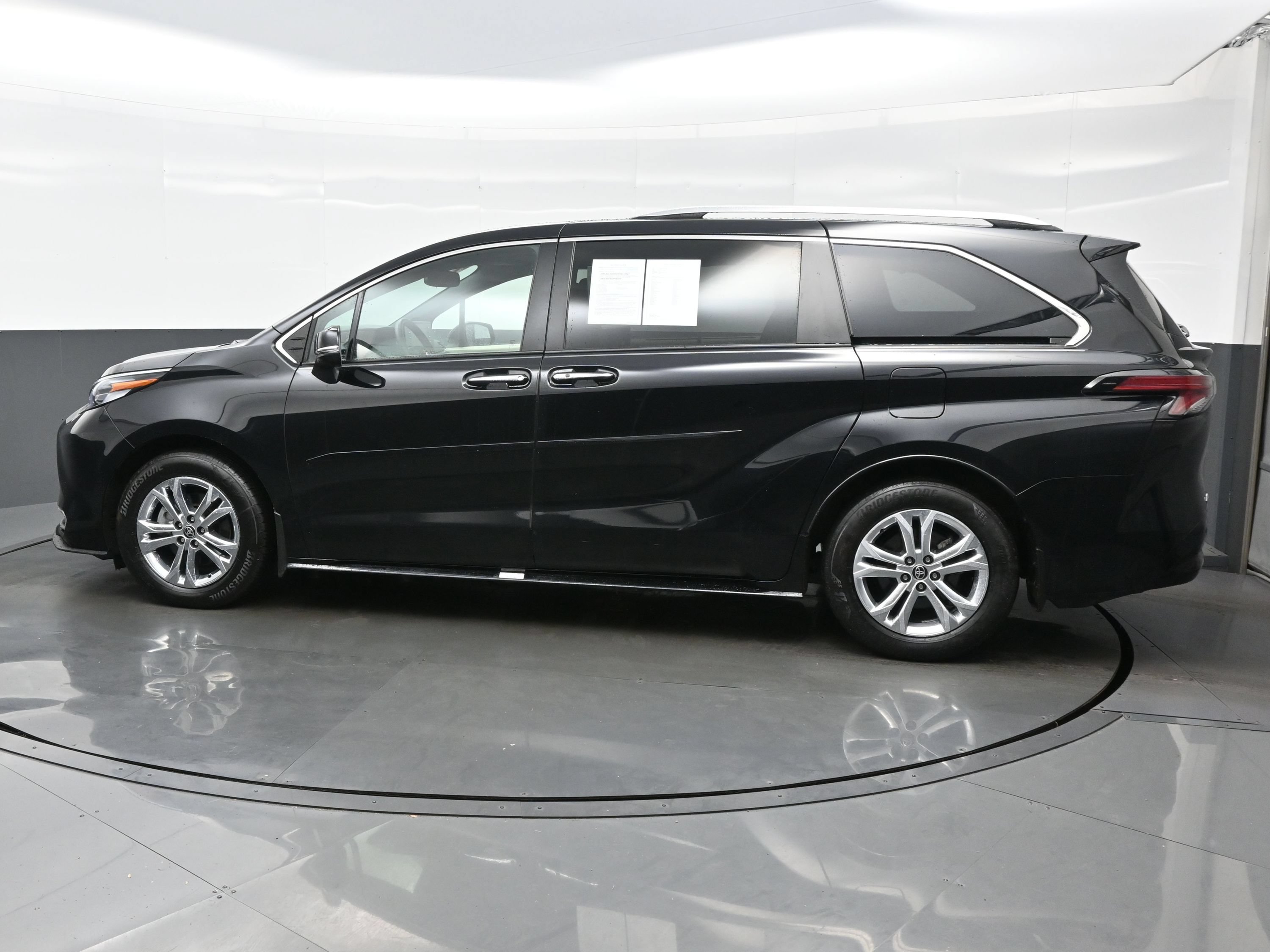 Used 2022 Toyota Sienna Platinum Van Passenger Van