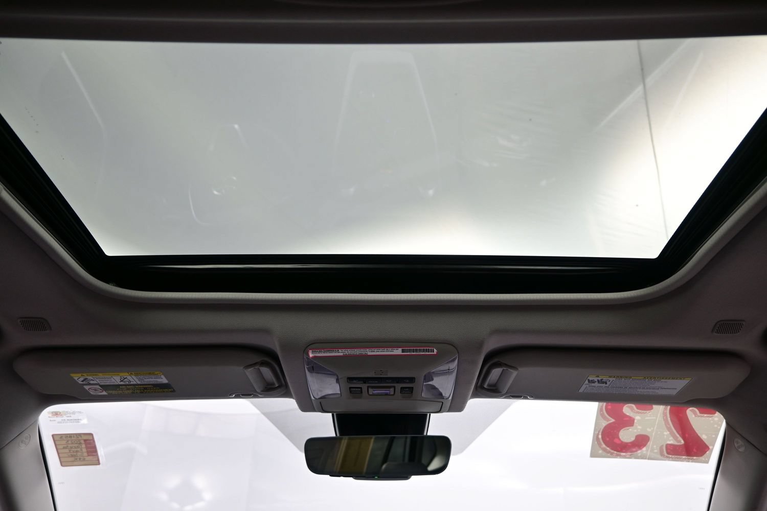 2023 Toyota RAV4 Limited - Photo 18
