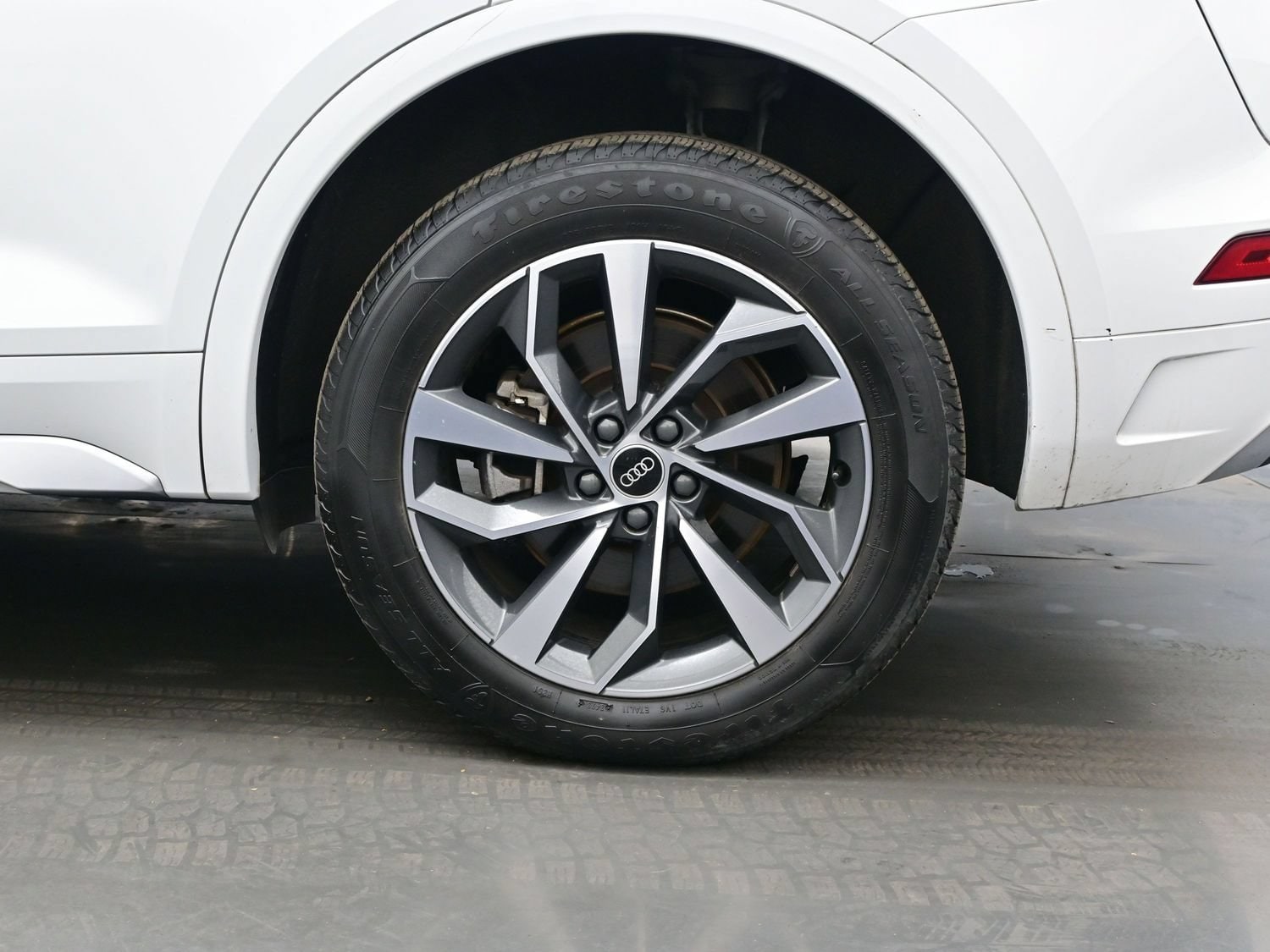 2023 Audi Q5 Premium Plus - Photo 9