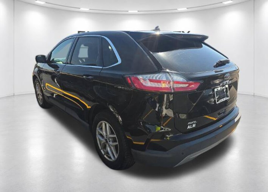 Used 2022 Ford Edge SEL SUV