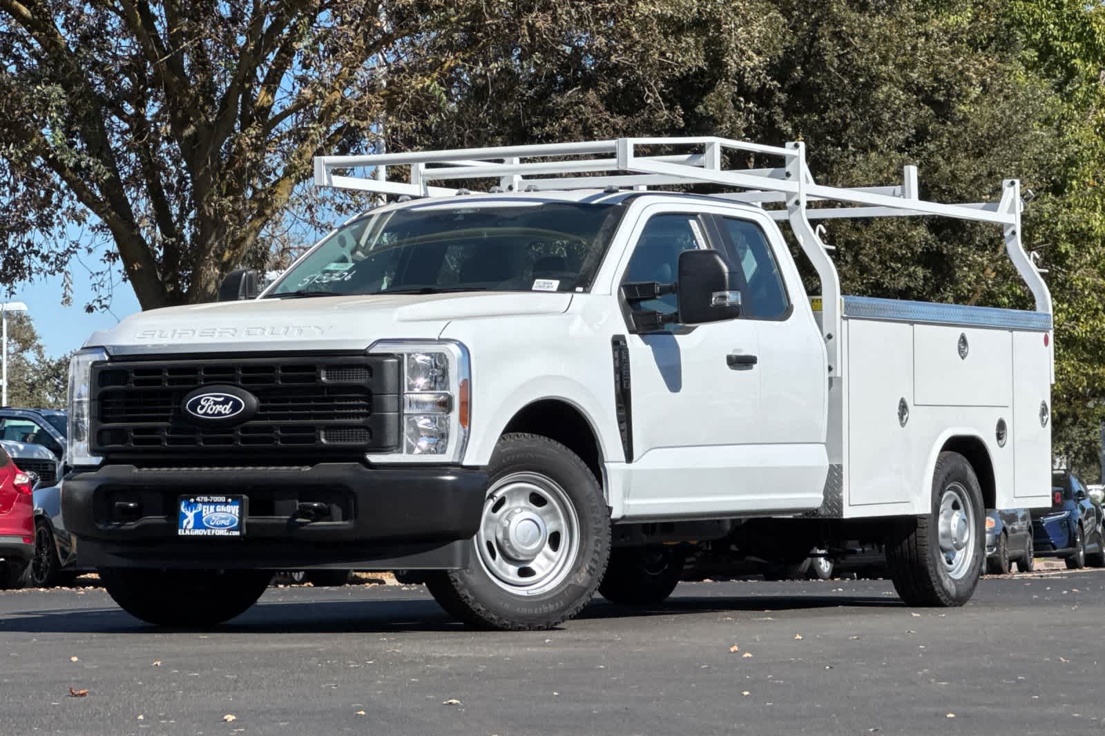 2027 Ford F-350 Super Duty Chassis Cab
