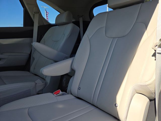 2025 Kia Sorento EX - Photo 10