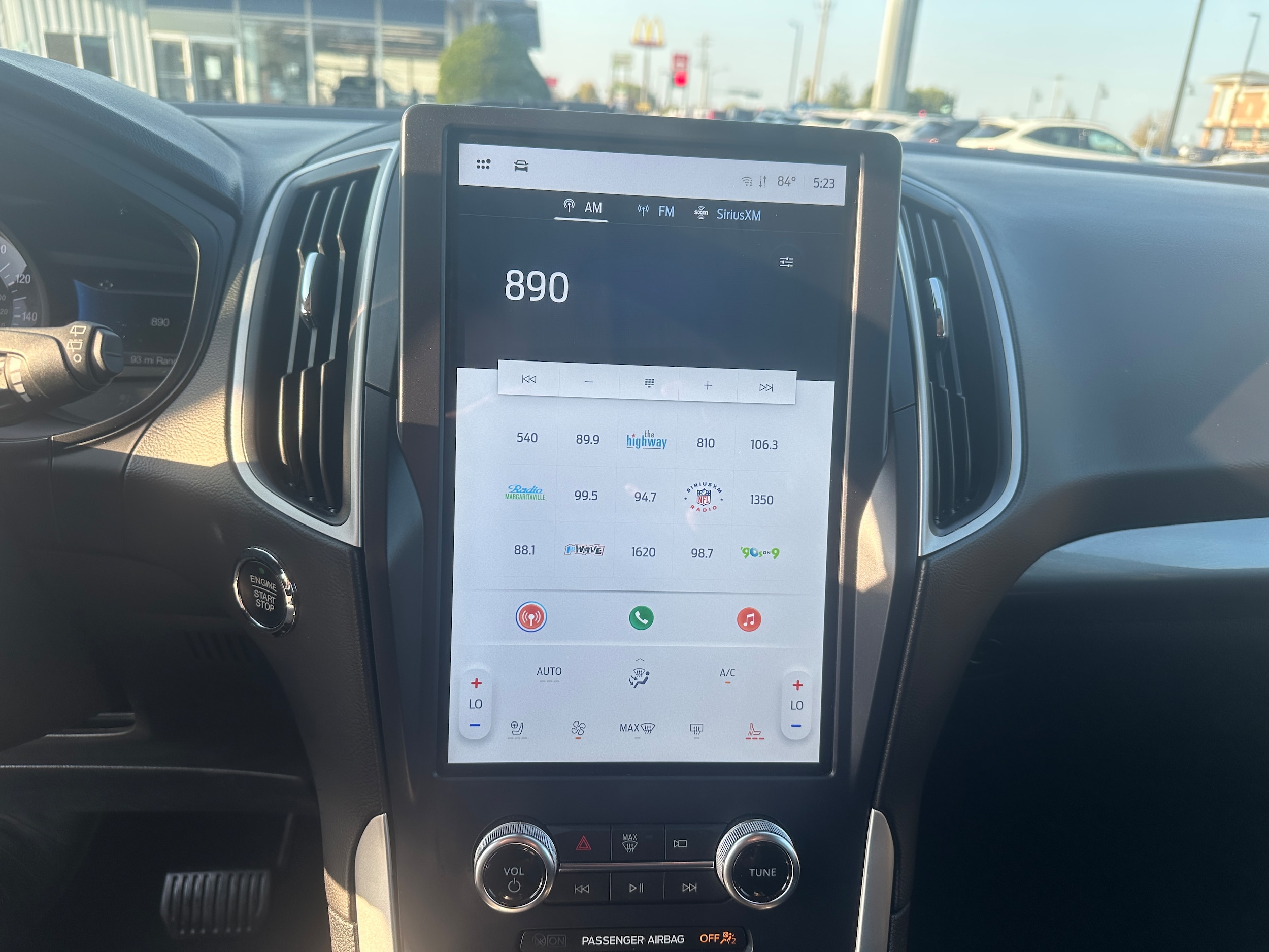 2024 Ford Edge SEL - Photo 17