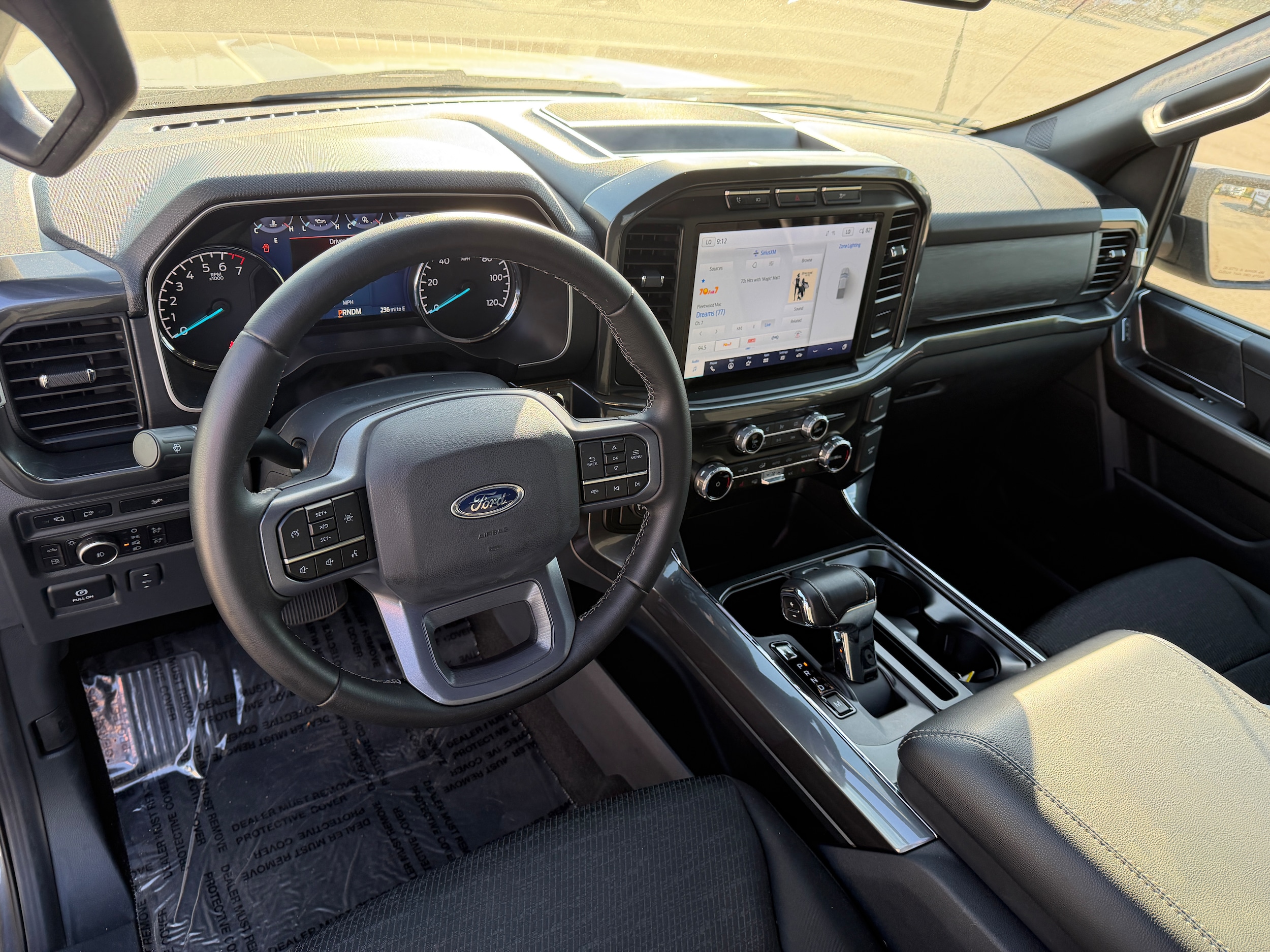 2023 Ford F-150 XLT - Photo 11