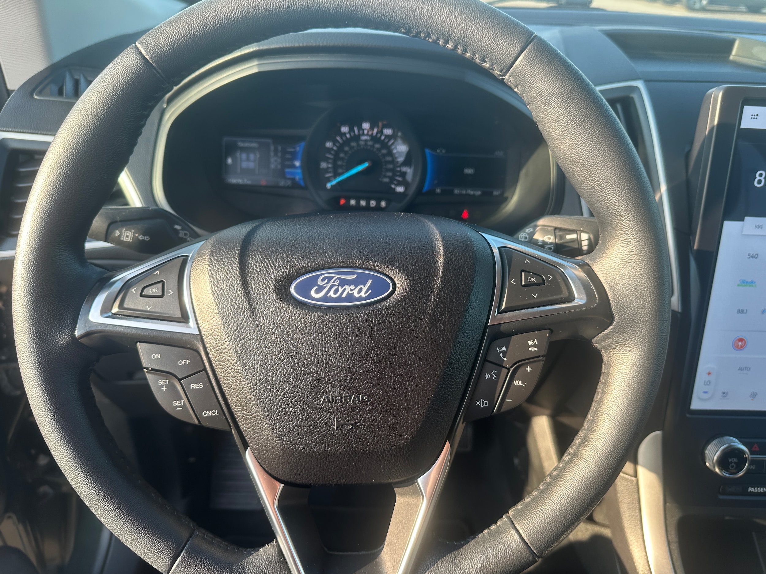 2024 Ford Edge SEL - Photo 16