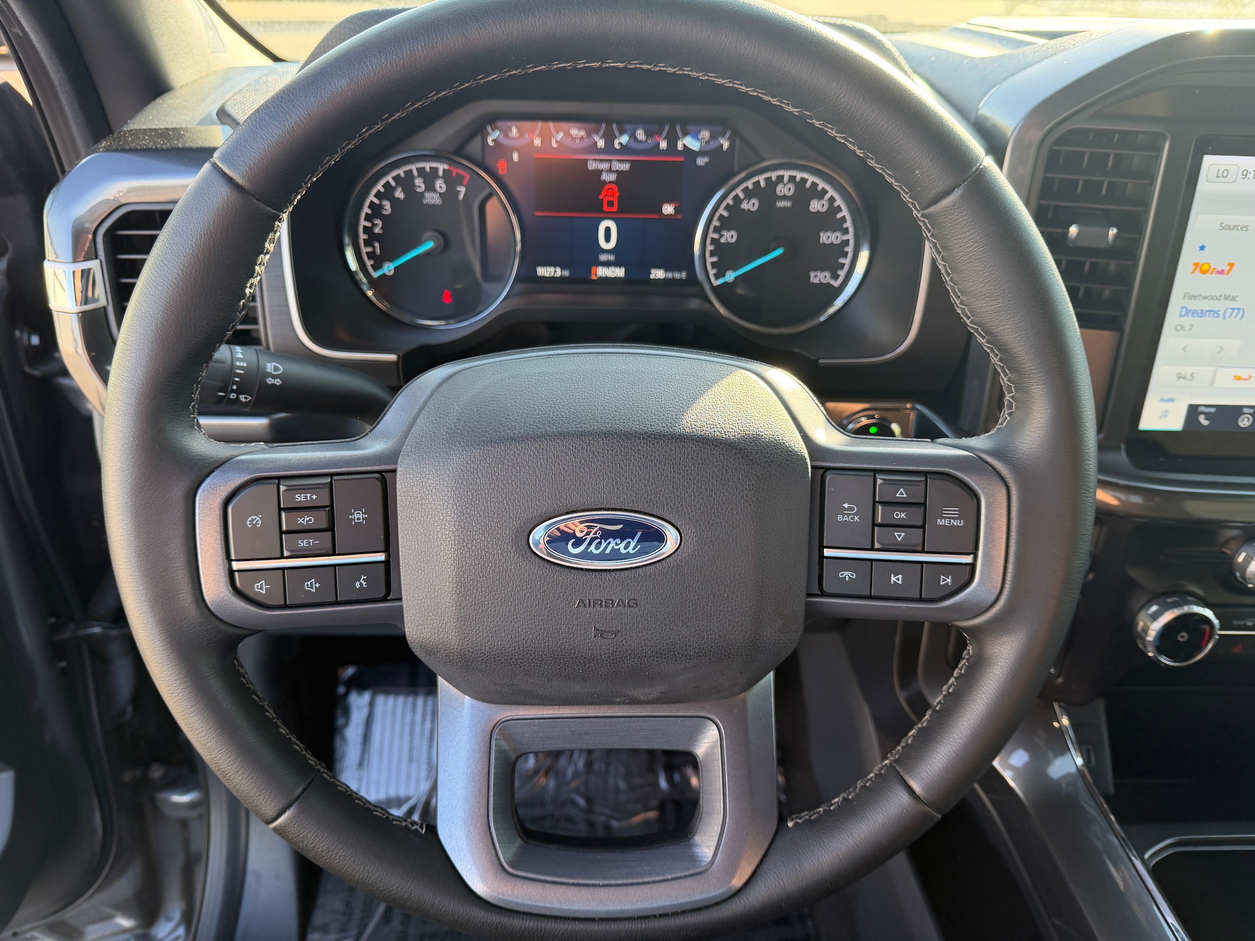 2023 Ford F-150 XLT - Photo 14