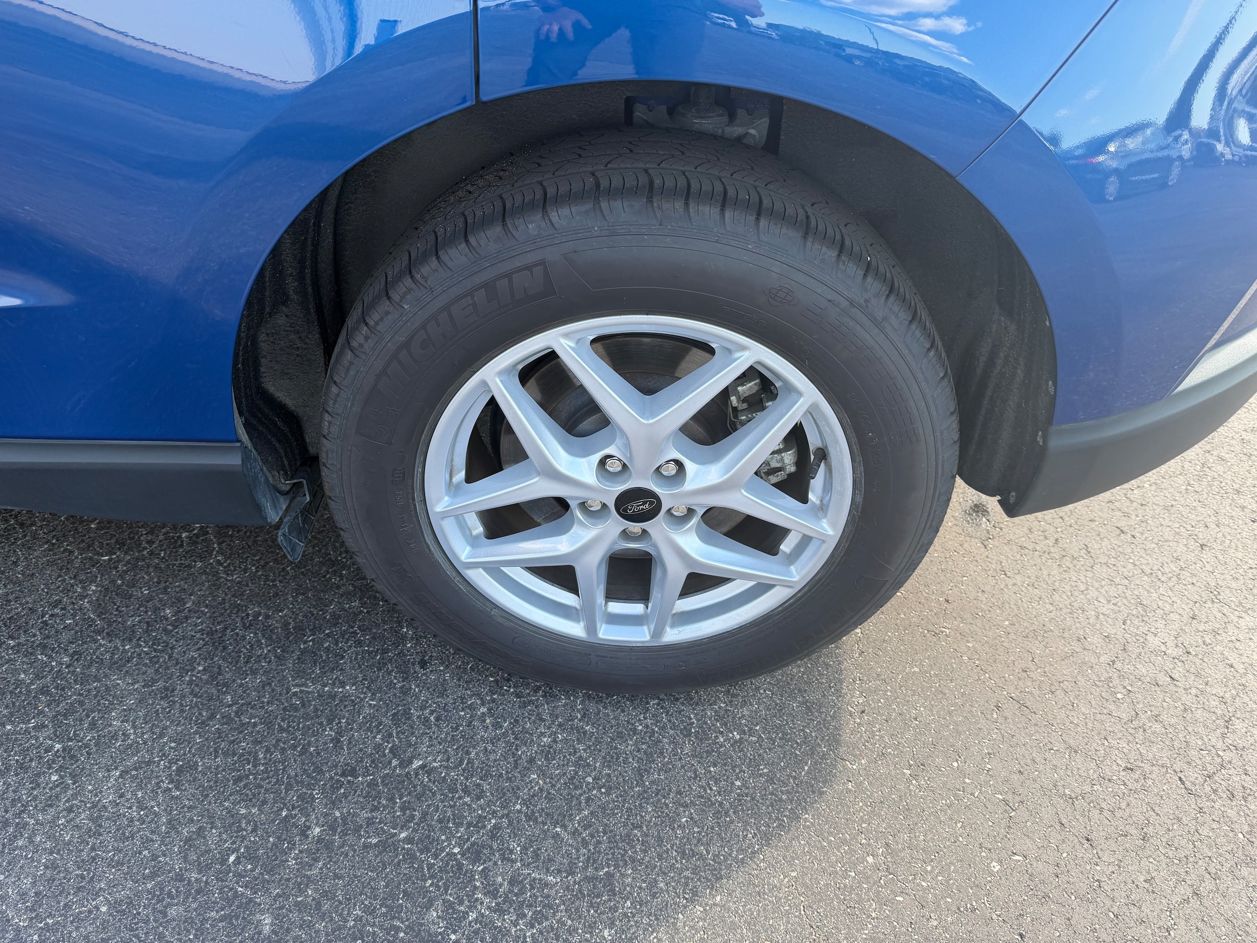 2024 Ford Edge SEL - Photo 17